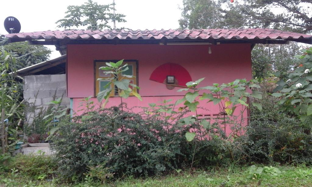 Baan Pai Likit Hotel Luaran gambar